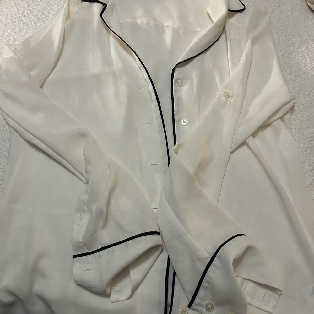 Express Ivory Jacket - Picture 2 of 2